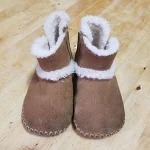 Ugg lemmy ii boot size 4/5